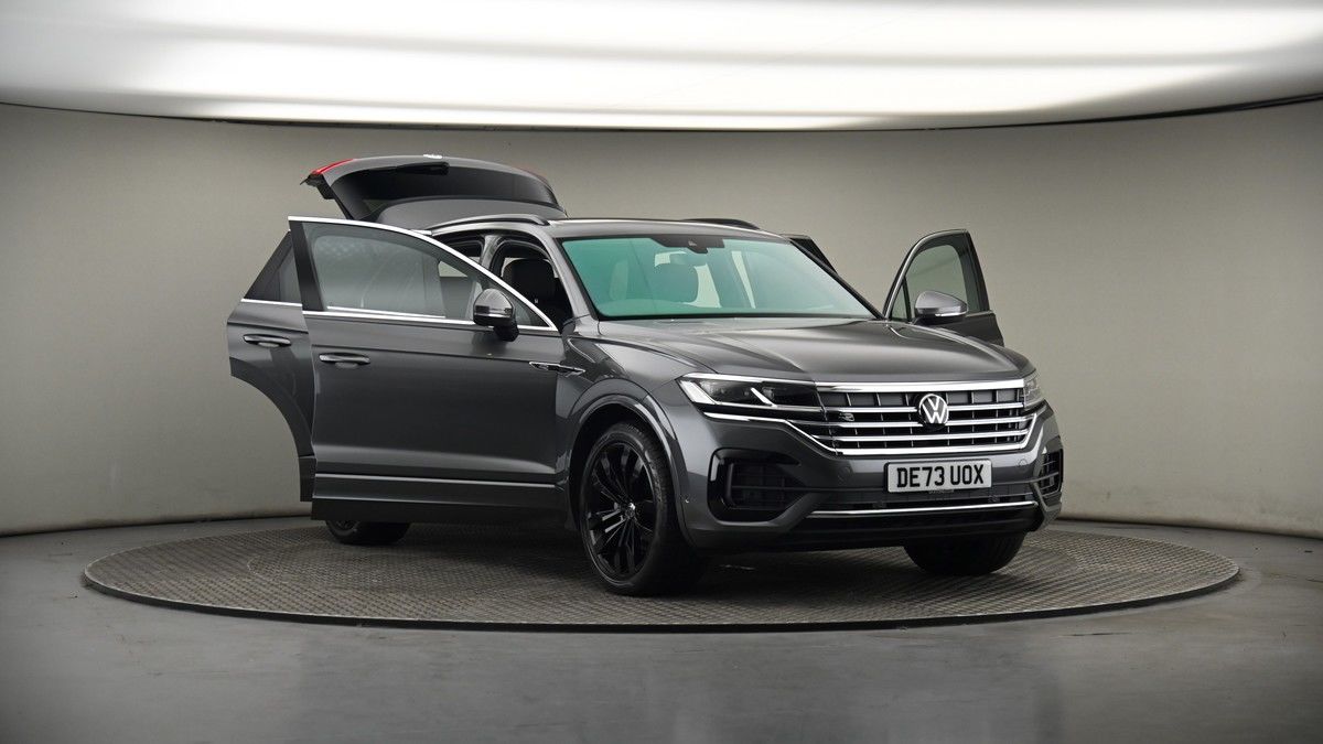 More views of Volkswagen Touareg