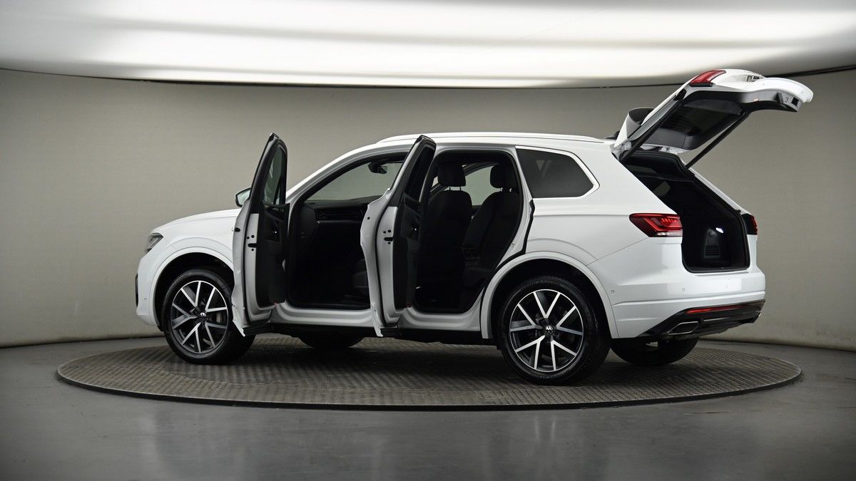 More views of Volkswagen Touareg