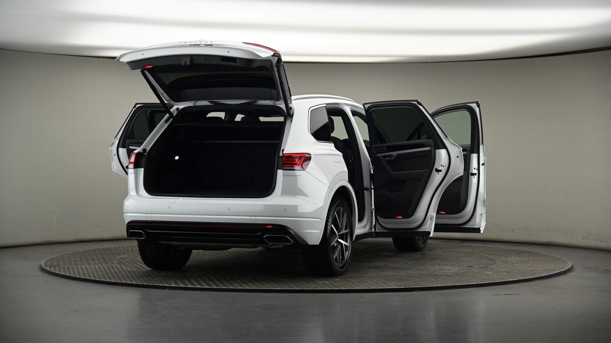 More views of Volkswagen Touareg
