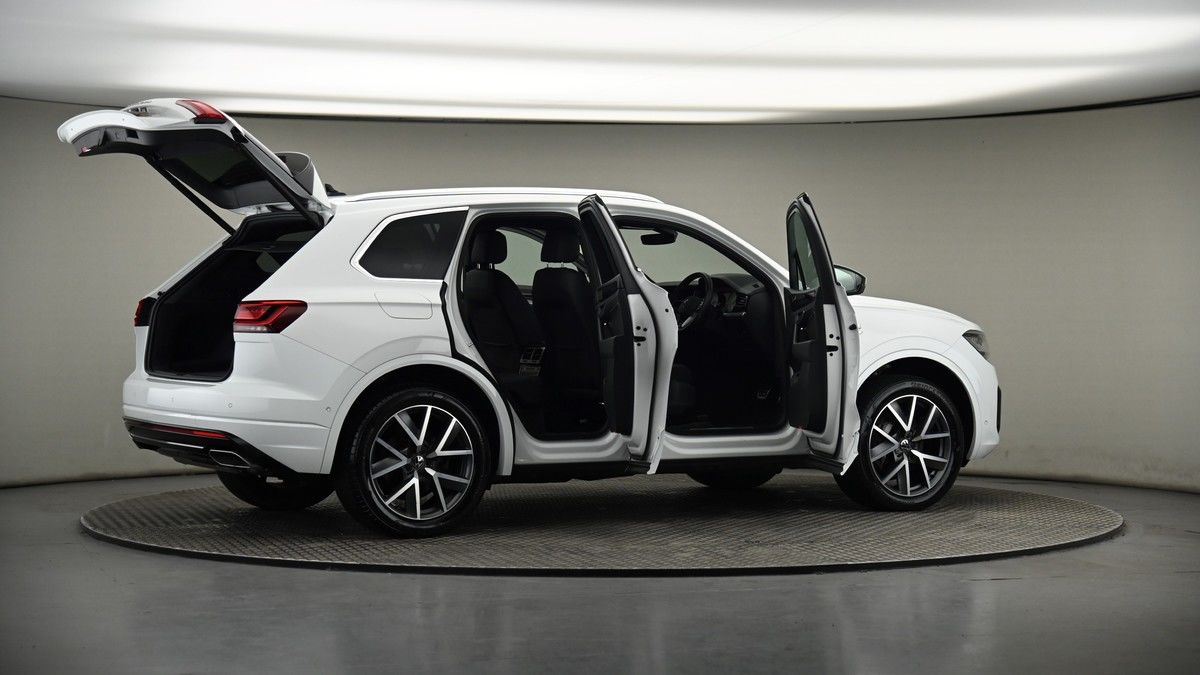 More views of Volkswagen Touareg