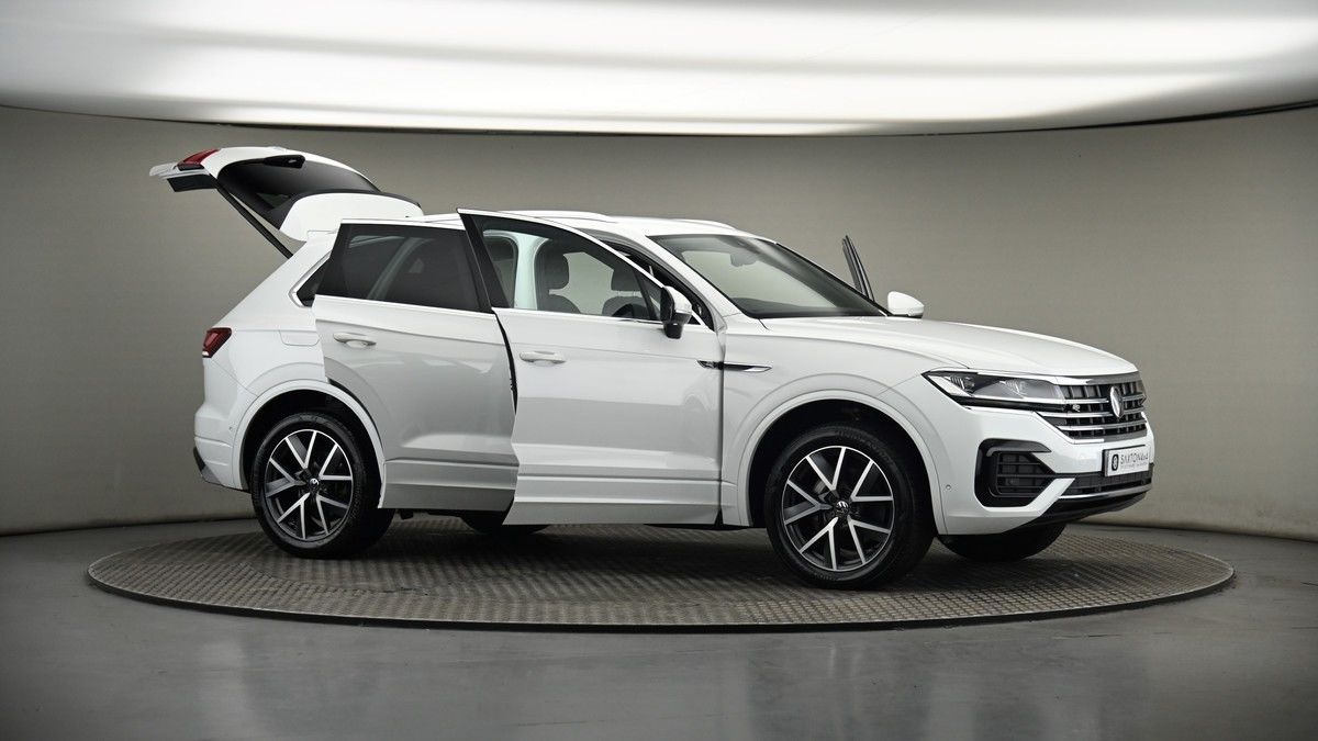 More views of Volkswagen Touareg