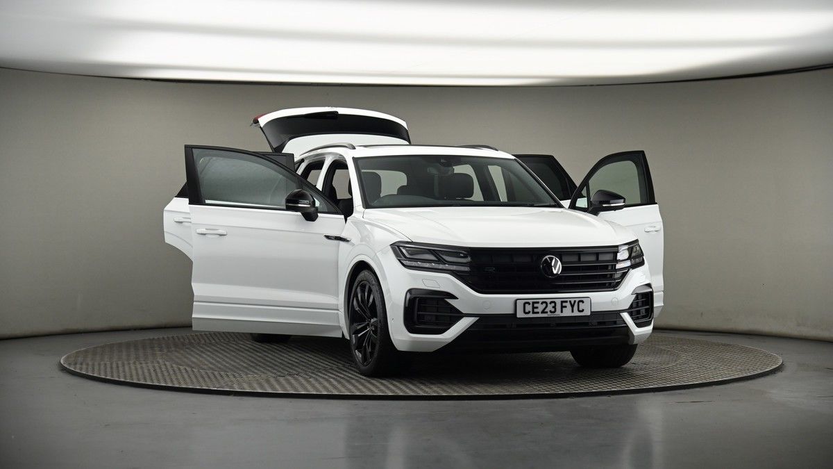More views of Volkswagen Touareg