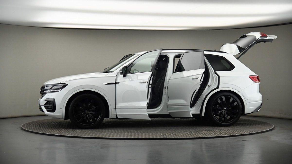 More views of Volkswagen Touareg