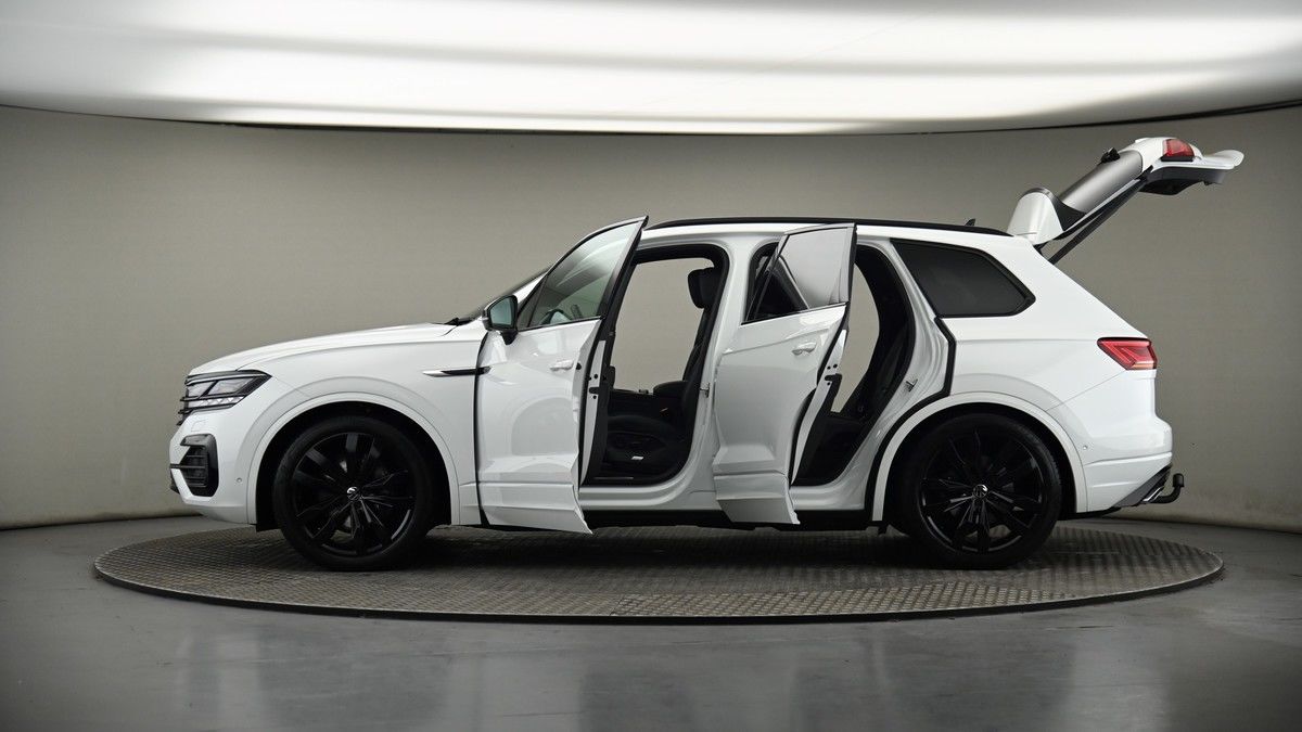 More views of Volkswagen Touareg