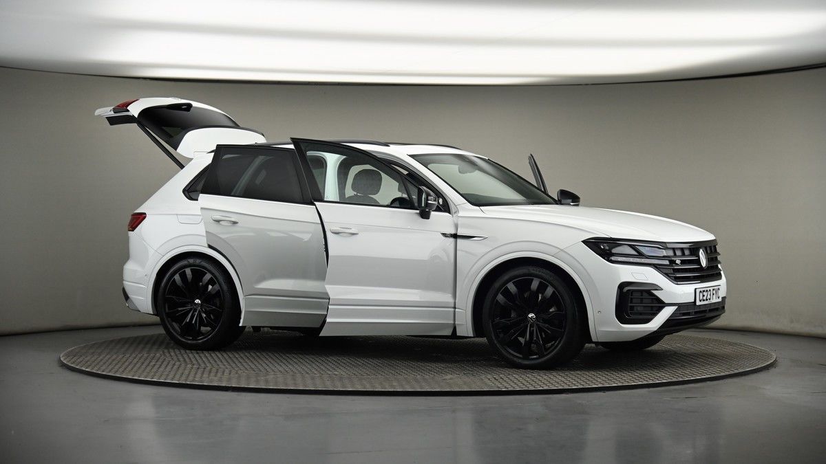 More views of Volkswagen Touareg