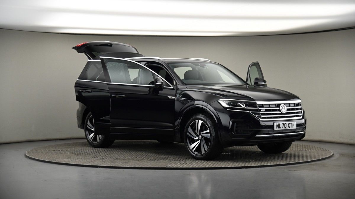 More views of Volkswagen Touareg