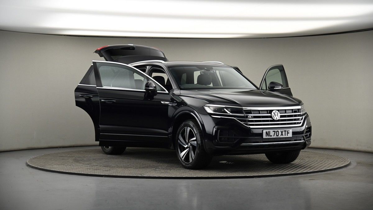 More views of Volkswagen Touareg