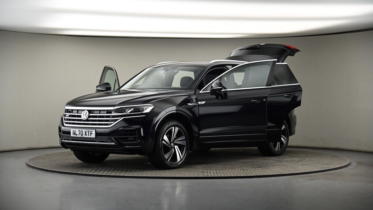 More views of Volkswagen Touareg