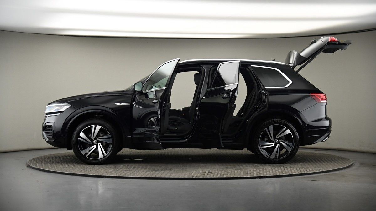 More views of Volkswagen Touareg