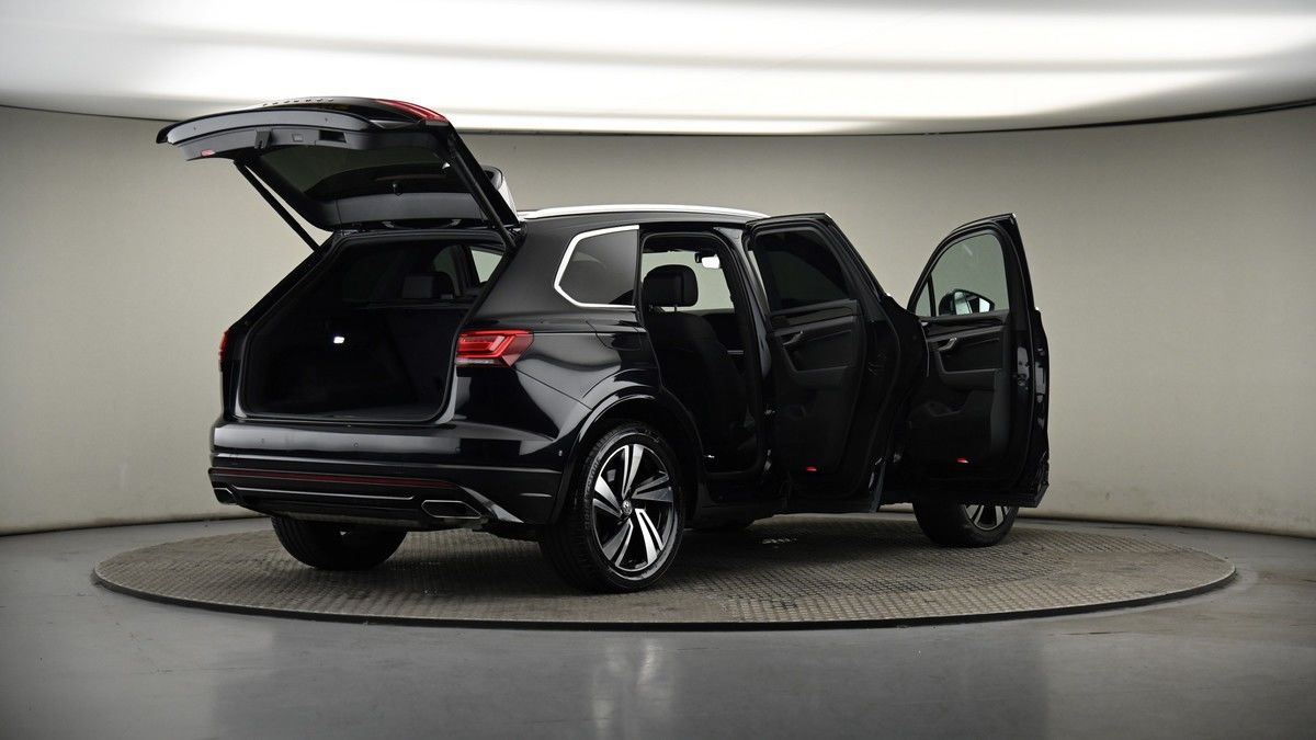 More views of Volkswagen Touareg