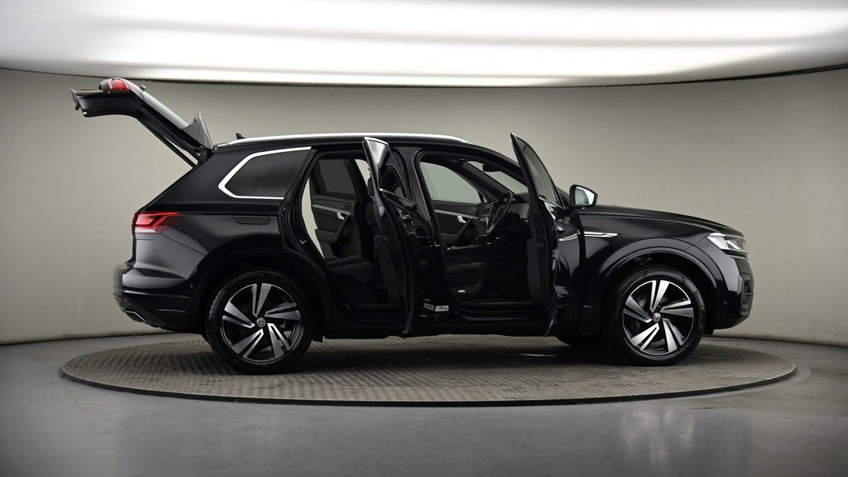 More views of Volkswagen Touareg