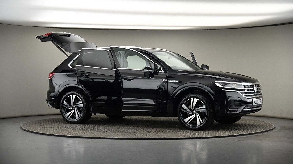 More views of Volkswagen Touareg
