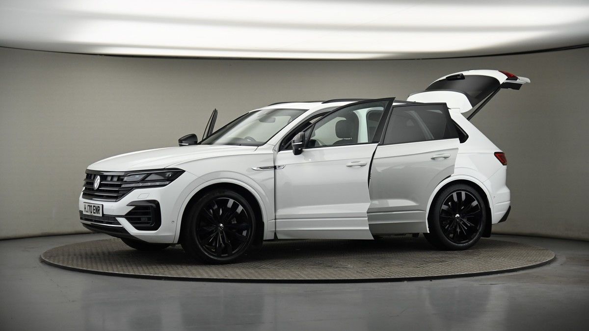 More views of Volkswagen Touareg