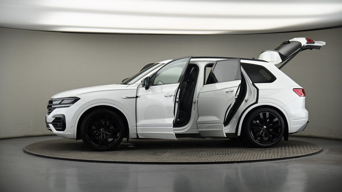 More views of Volkswagen Touareg