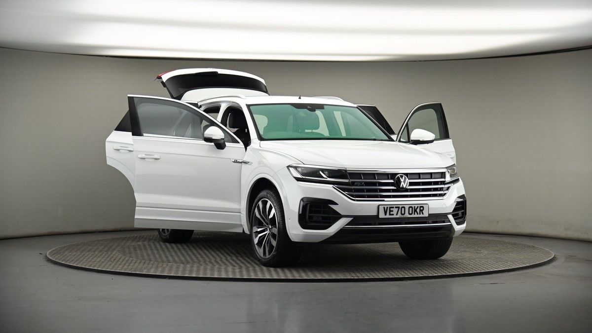 More views of Volkswagen Touareg