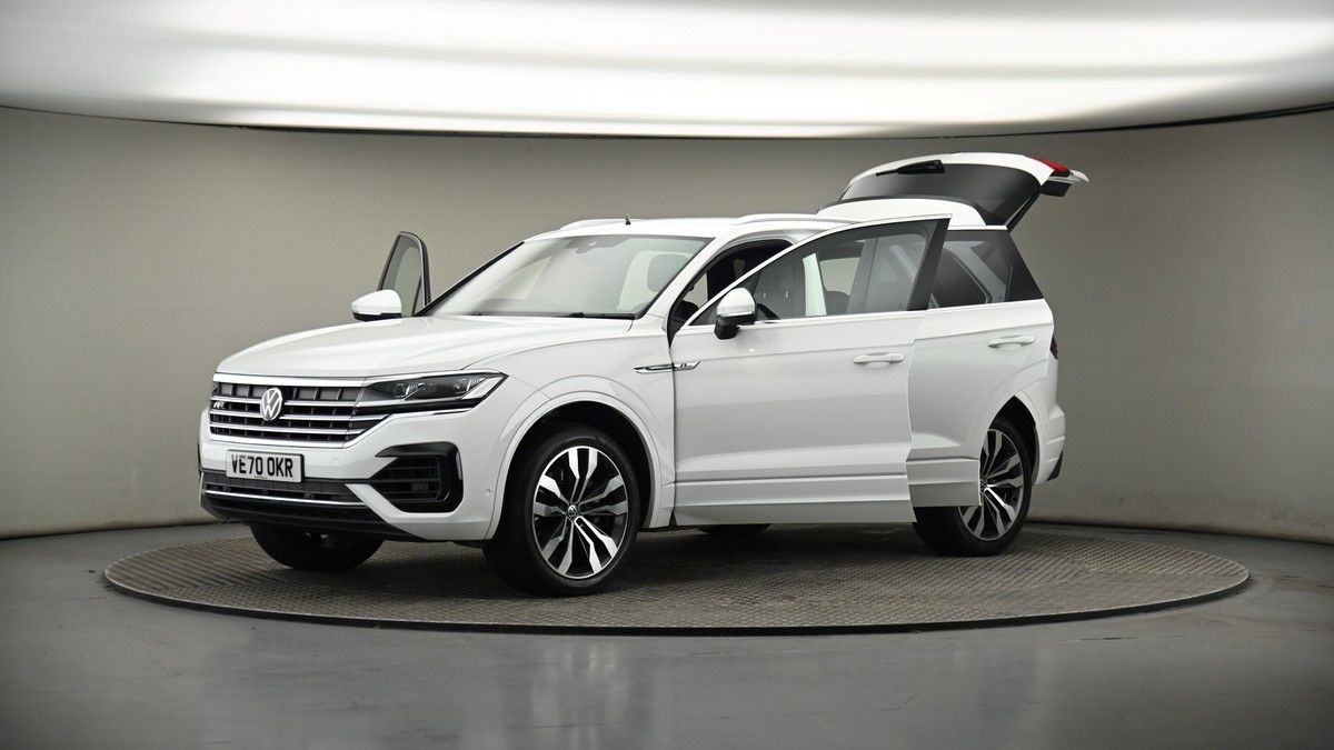 More views of Volkswagen Touareg