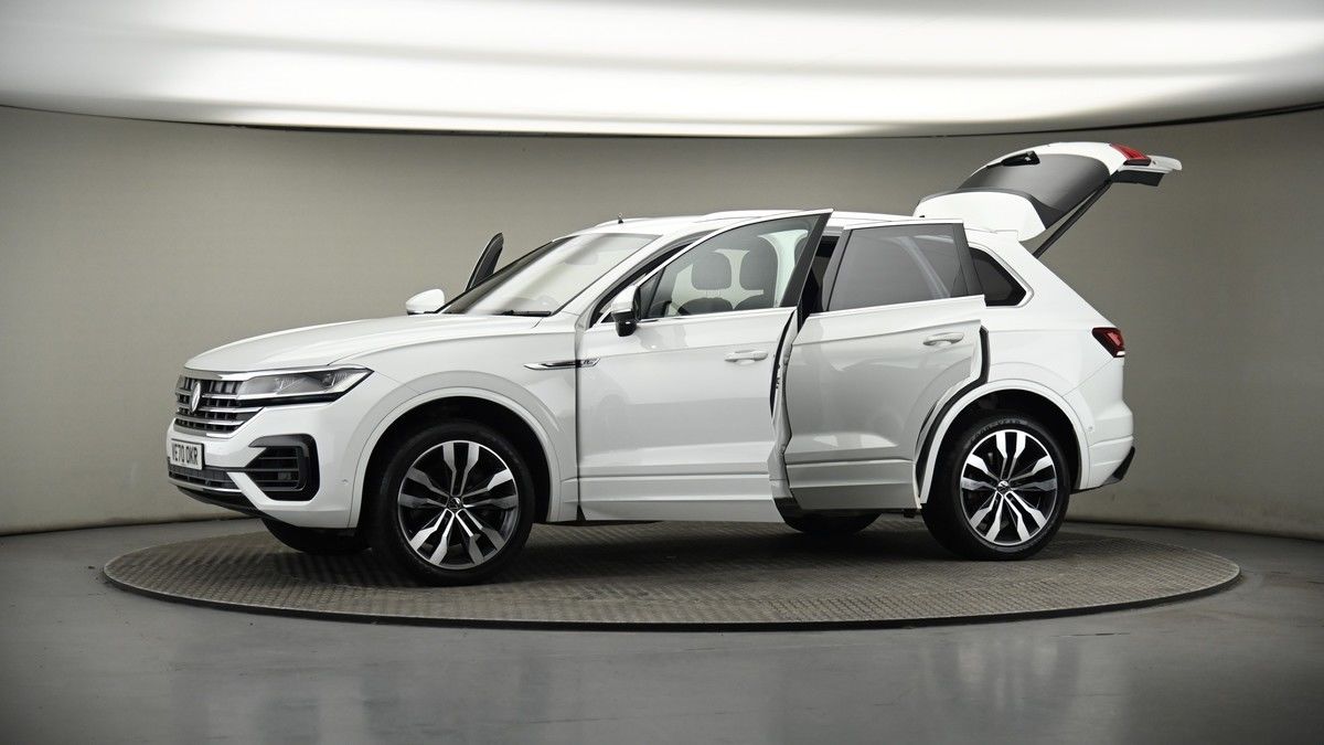 More views of Volkswagen Touareg