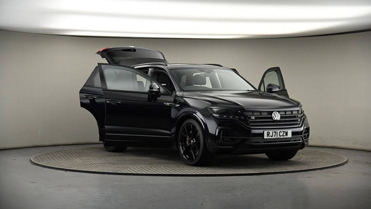 More views of Volkswagen Touareg