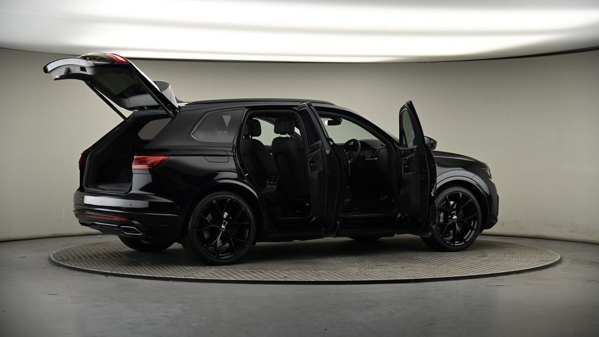 More views of Volkswagen Touareg