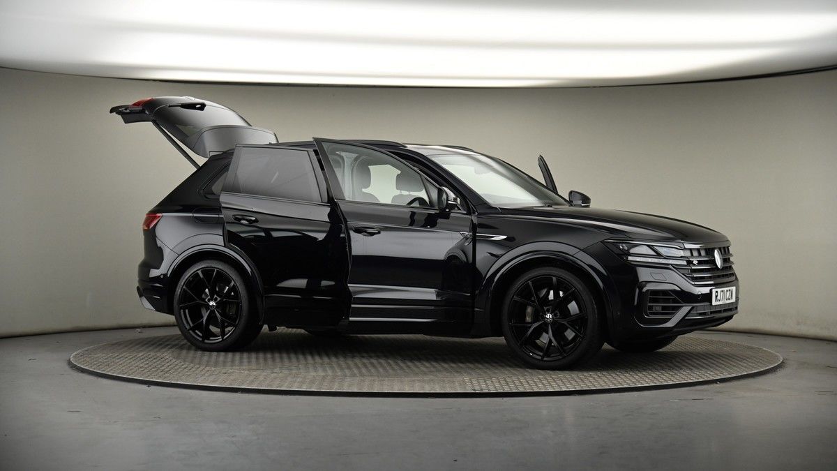 More views of Volkswagen Touareg