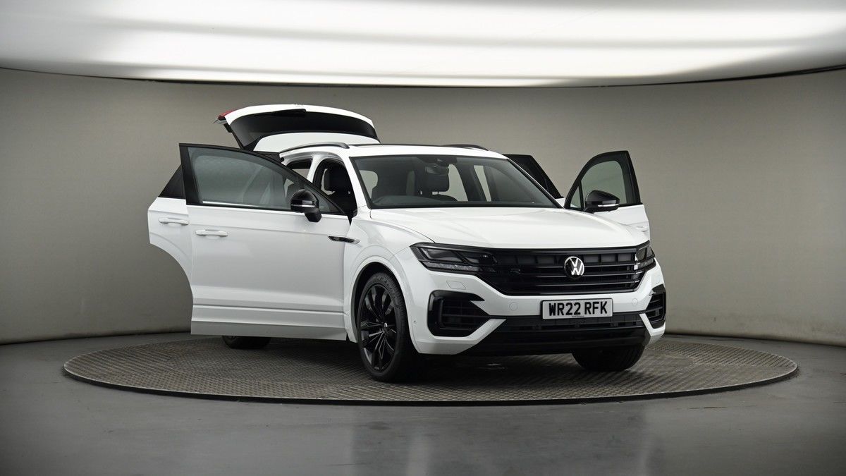 More views of Volkswagen Touareg