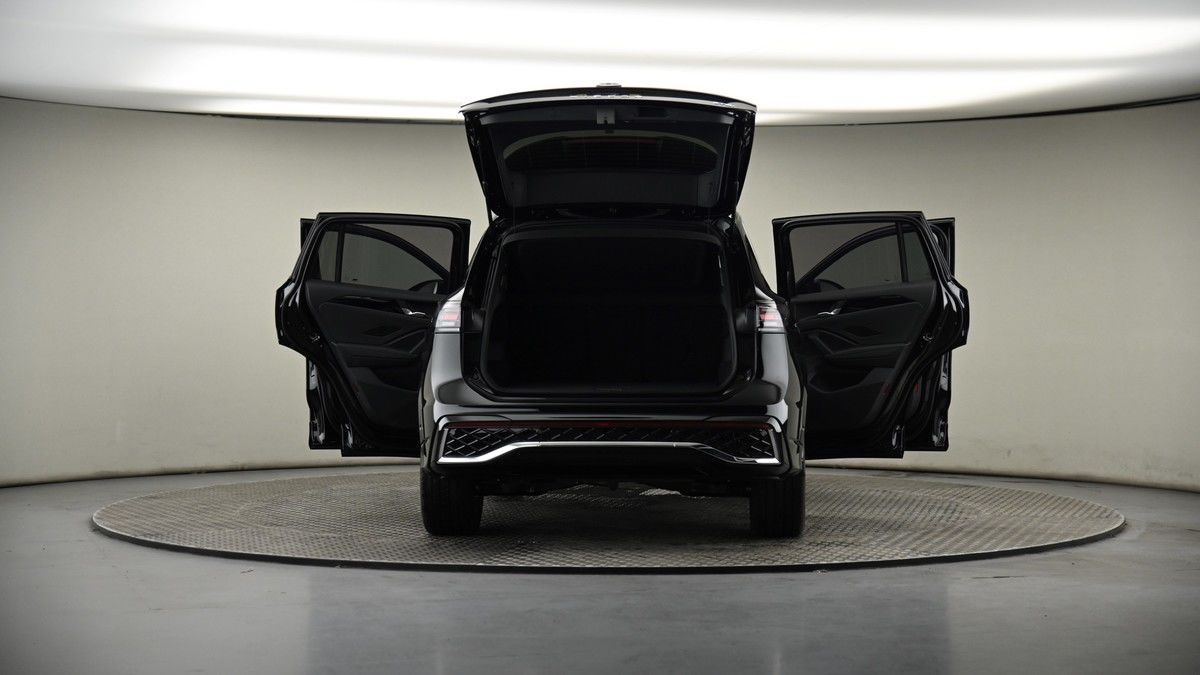 More views of Volkswagen Tiguan