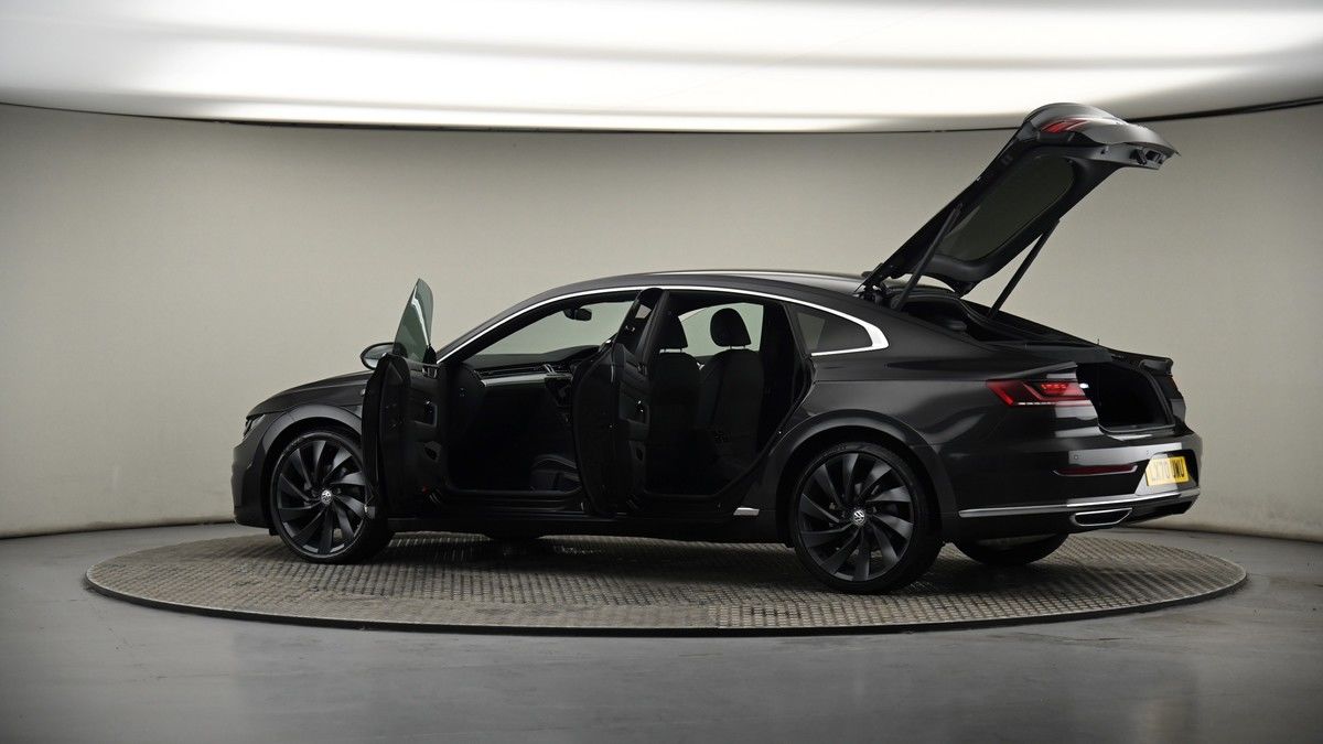More views of Volkswagen Arteon
