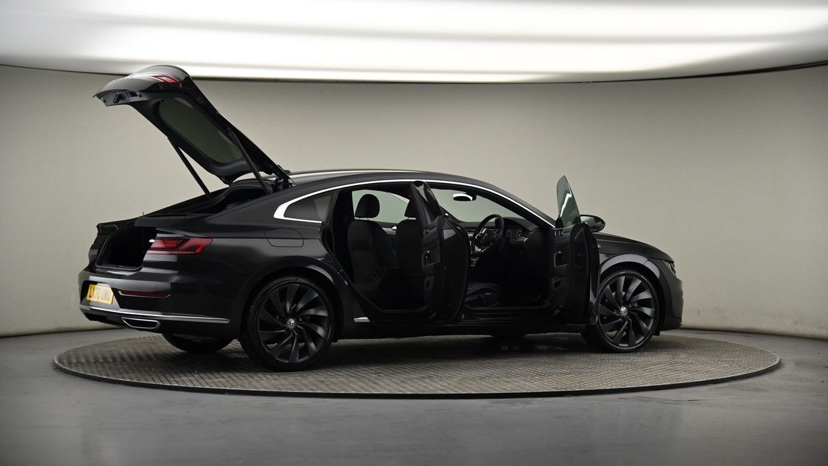 More views of Volkswagen Arteon