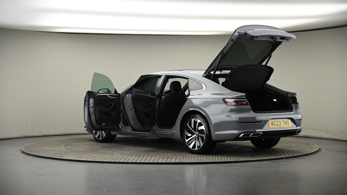 More views of Volkswagen Arteon