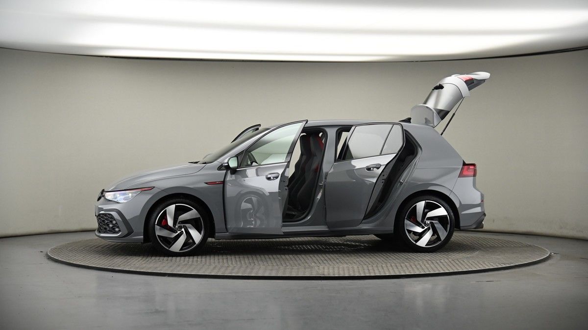 More views of Volkswagen Golf