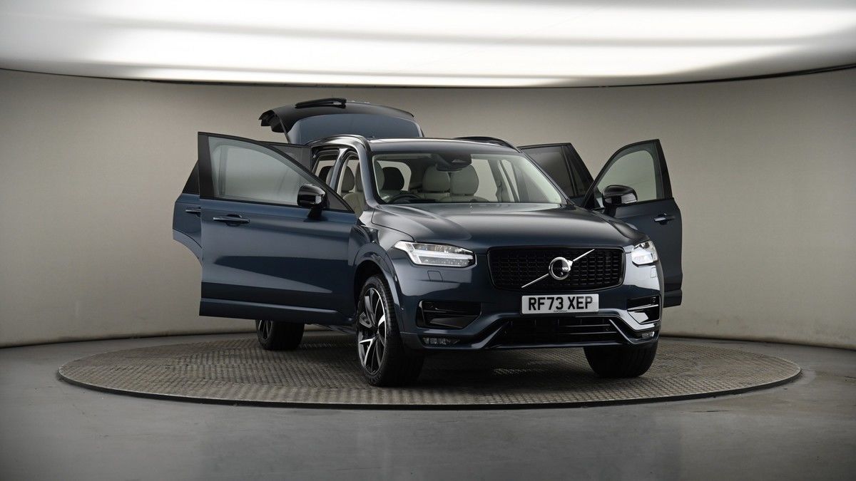 More views of Volvo XC90