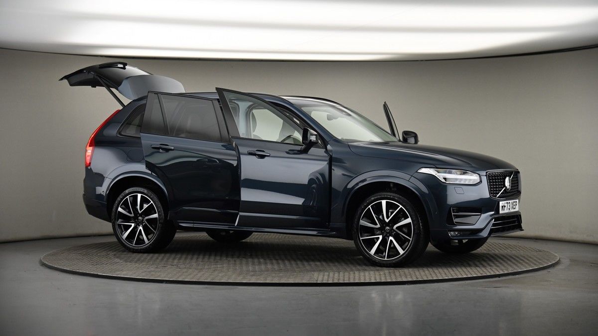 More views of Volvo XC90