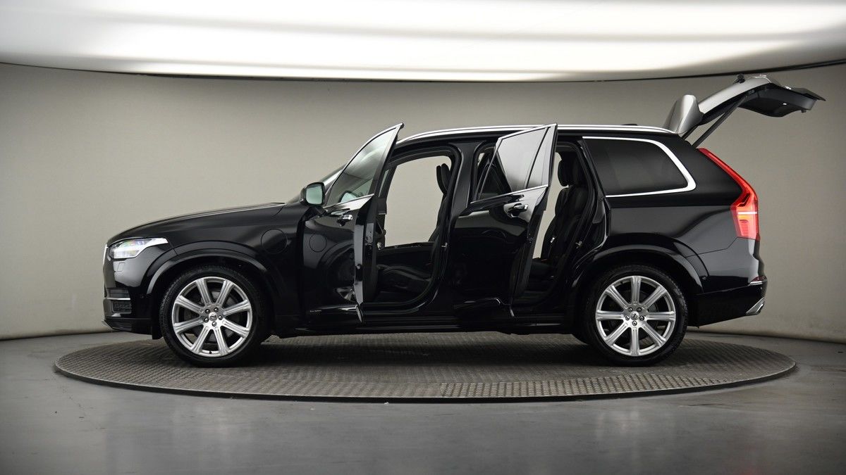 More views of Volvo XC90