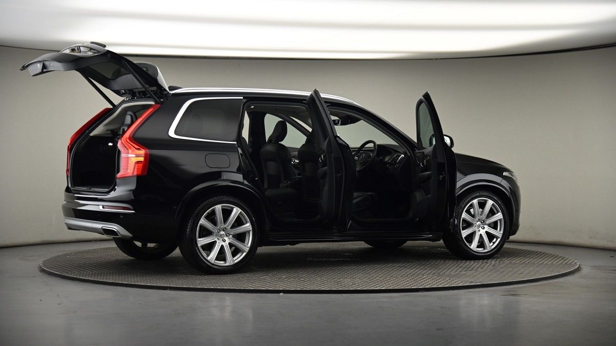More views of Volvo XC90