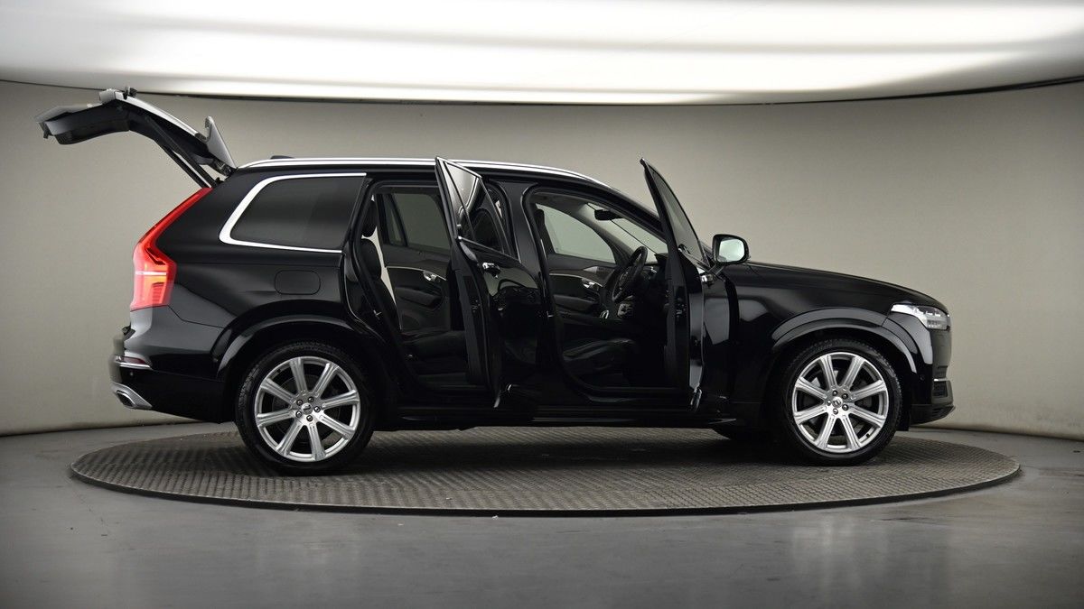 More views of Volvo XC90