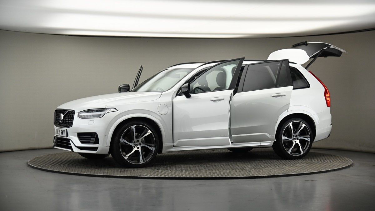 More views of Volvo XC90