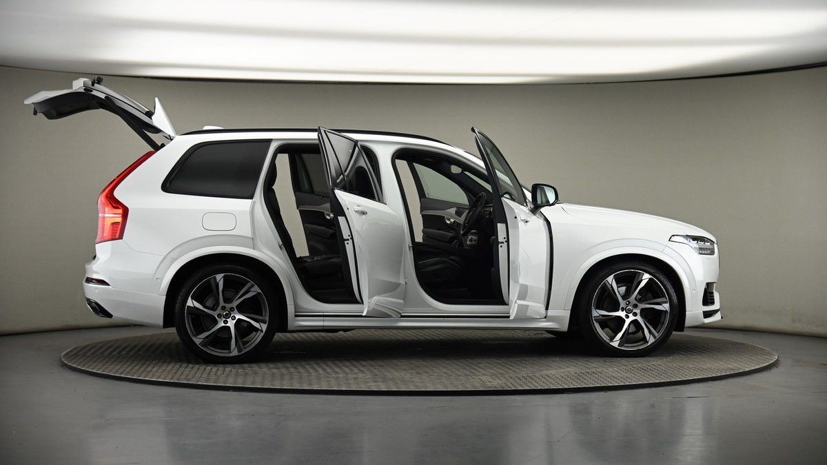 More views of Volvo XC90