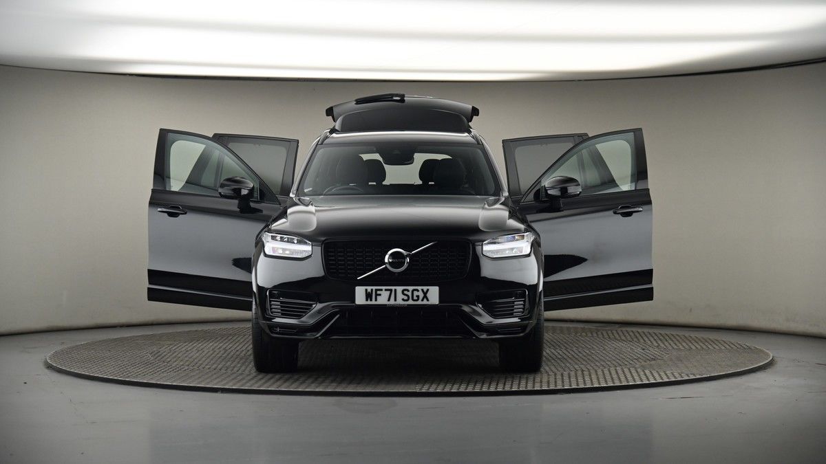 More views of Volvo XC90