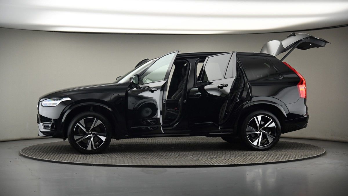 More views of Volvo XC90