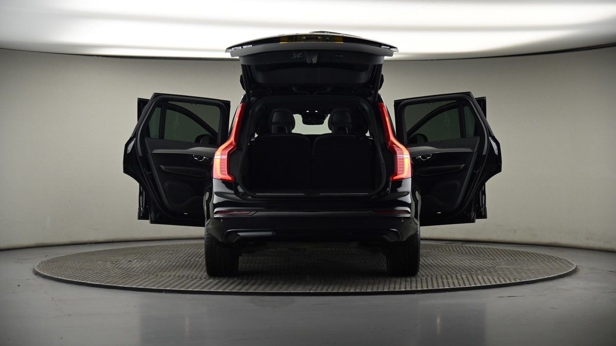 More views of Volvo XC90