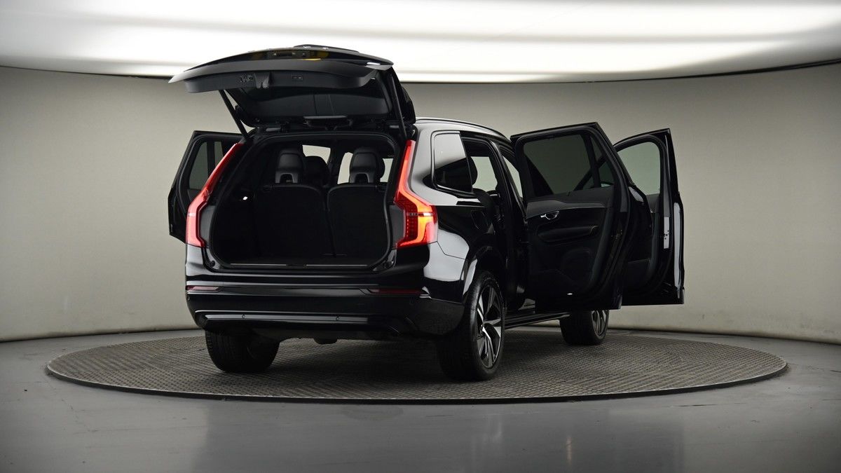More views of Volvo XC90