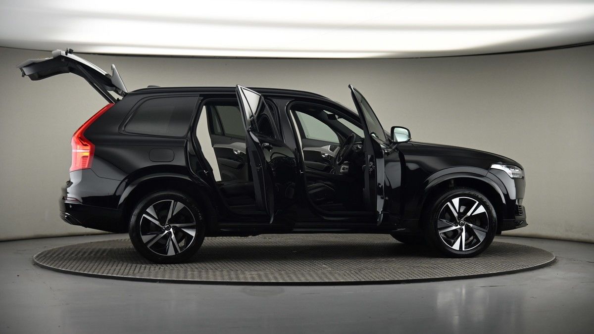 More views of Volvo XC90