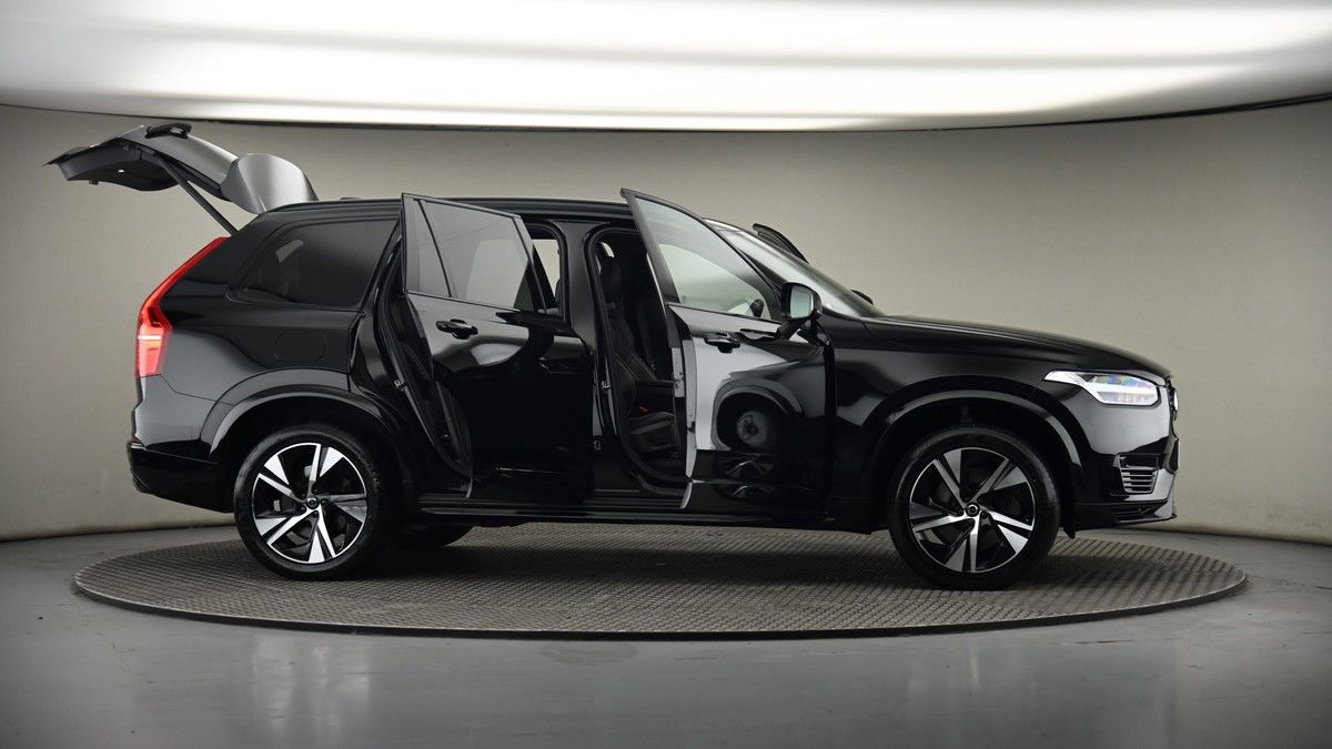 More views of Volvo XC90