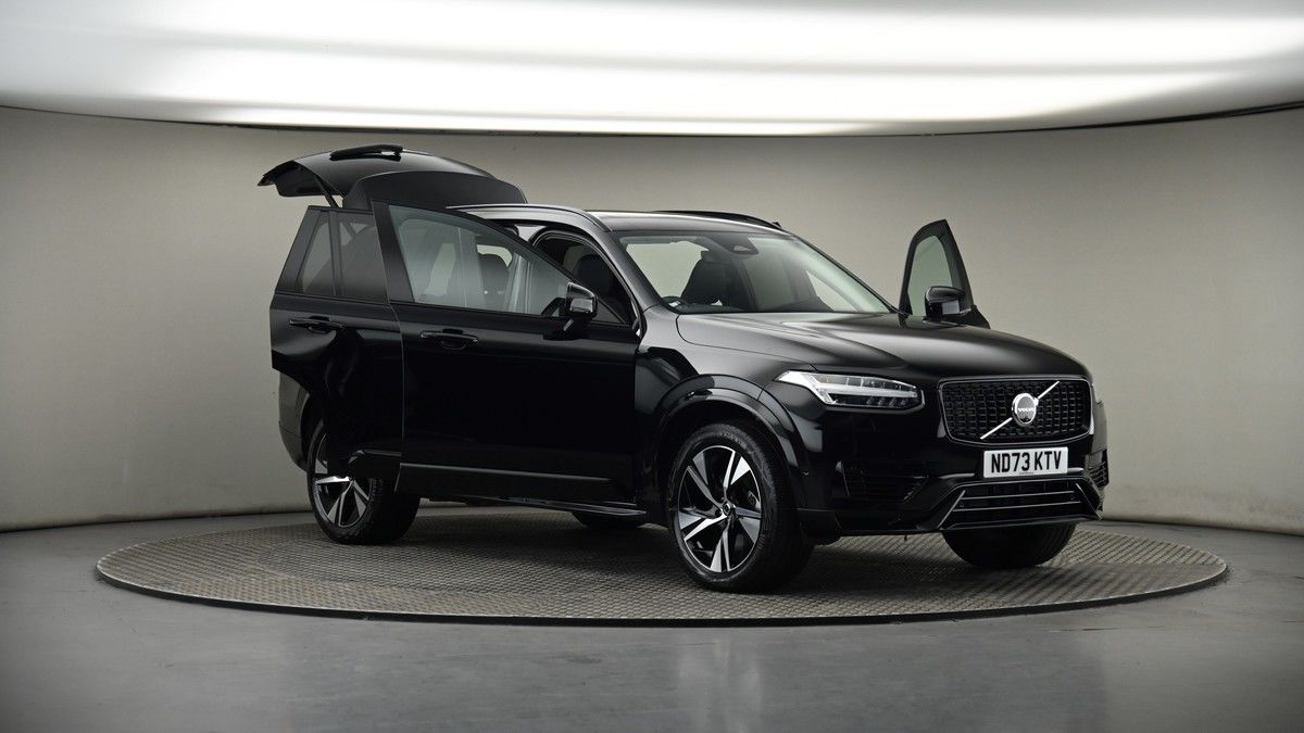 More views of Volvo XC90
