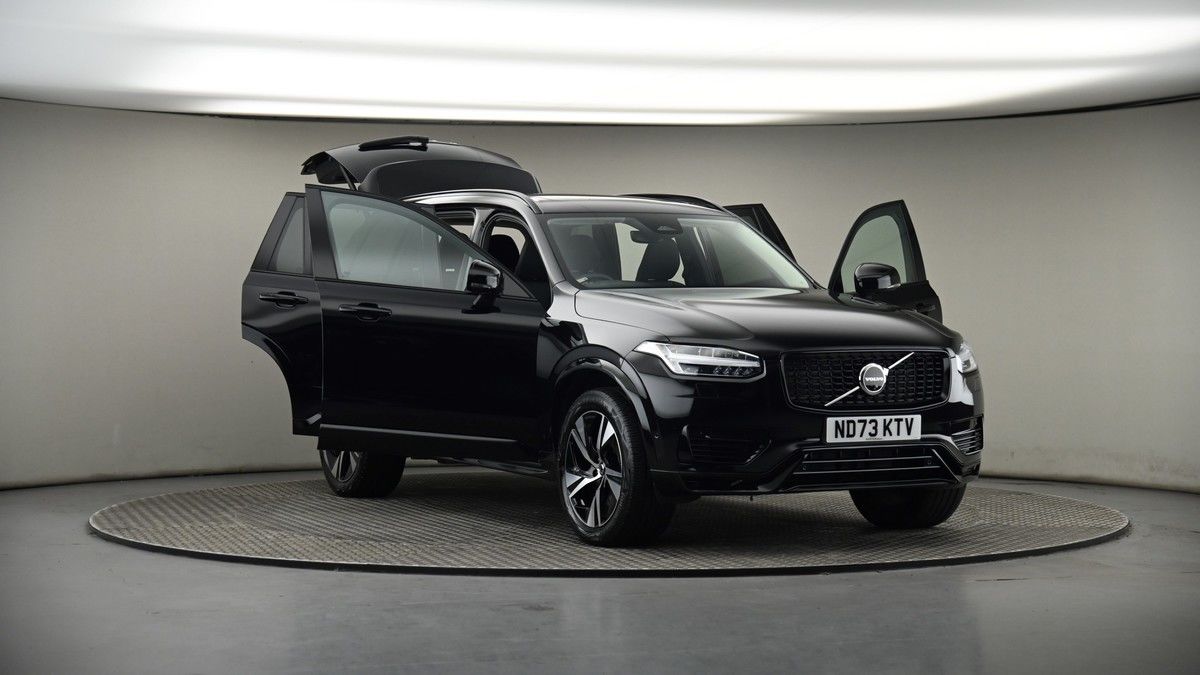 More views of Volvo XC90