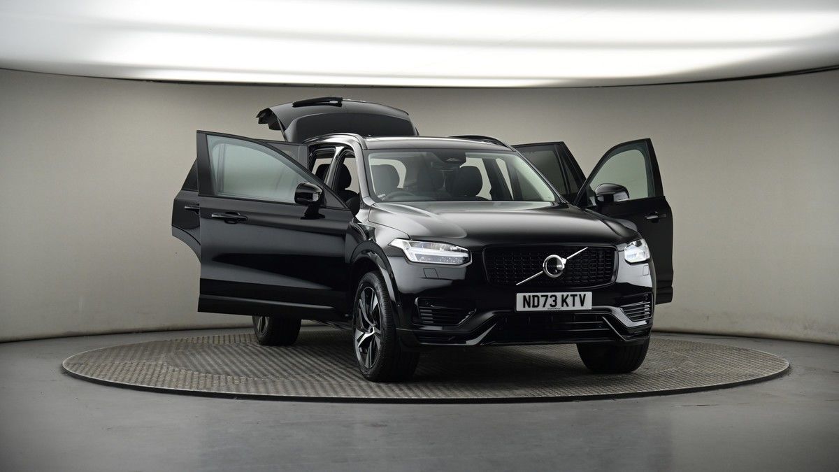 More views of Volvo XC90