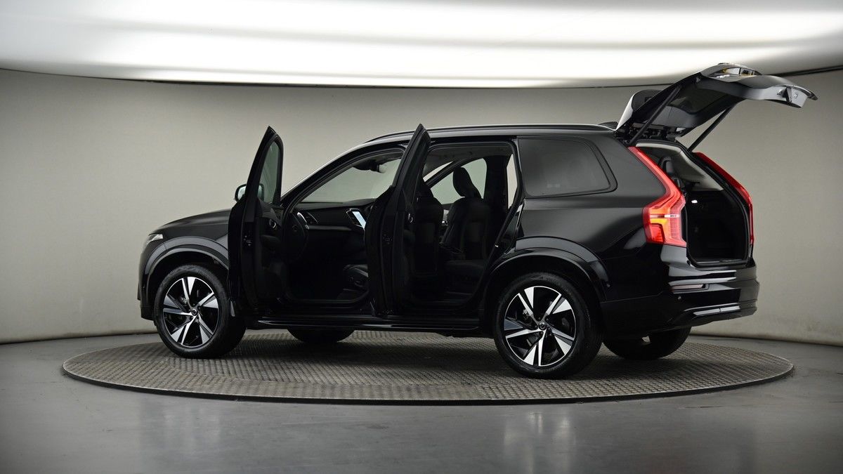 More views of Volvo XC90