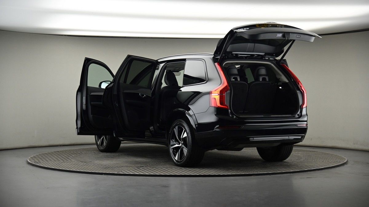 Volvo XC90 Image 8
