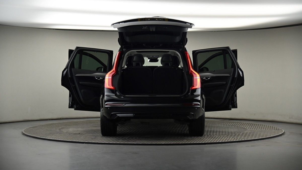 More views of Volvo XC90