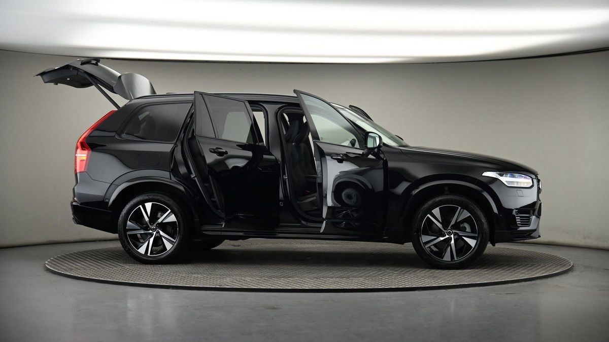More views of Volvo XC90